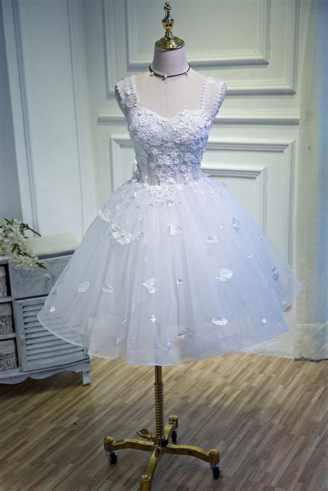 A Line Lace Appliques Tulle Puffy White Homecoming Dresses