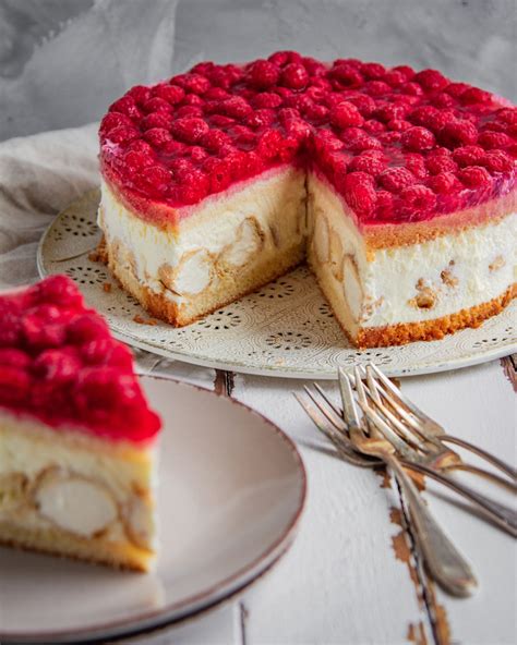 50 schlau Sammlung Kuchen Mit Windbeutel Rote Grütze Torte mit