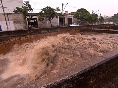 G Chuva Forte Atinge Bh E Cidades Da Regi O Metropolitana Not Cias