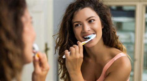 How To Remove Stains From Teeth 6 Steps To Try