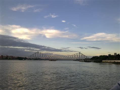 PHOTO BLOG: Howrah Bridge