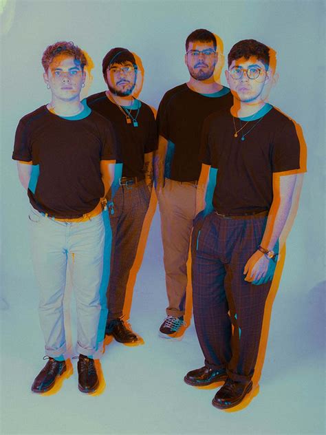 Chloral Grupo Espa Ol Que Vuelve A Poner El Shoegaze En La Escena Pop