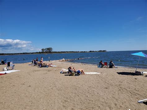 Jacobs Beach 🏖️ Guilford Connecticut United States Detailed