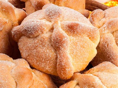 Festival De Pan De Muerto 2017 Con Tamales Mezcal Y Café