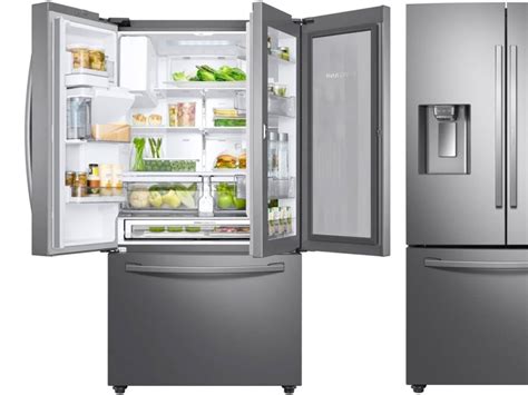 28 3 Door French Door Food Showcase Refrigerator With Dual Ice Maker