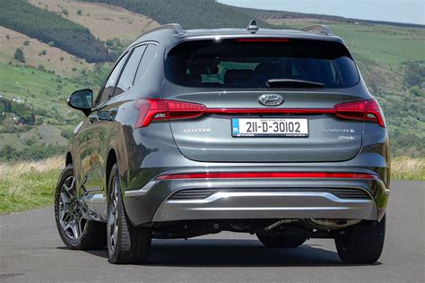 Hyundai Santa Fe Plug In Hybrid 2021 Reviews Complete Car