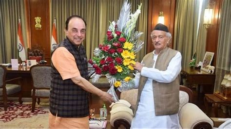 Bjp Leader Subramanian Swamy Meets Maharashtra Governor Bhagat Singh