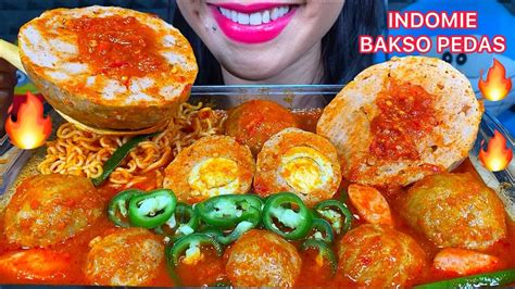 MAKAN INDOMIE BAKSO PEDAS SPICY MEATBALL NOODLES ASMR MASSIVE Eating