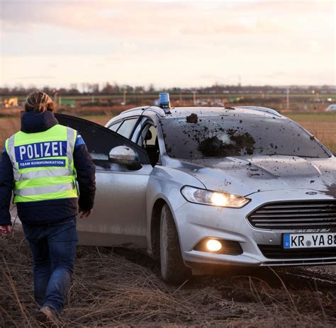 Lützerath Protestler wollen Räumung wochenlang verzögern Angriff auf