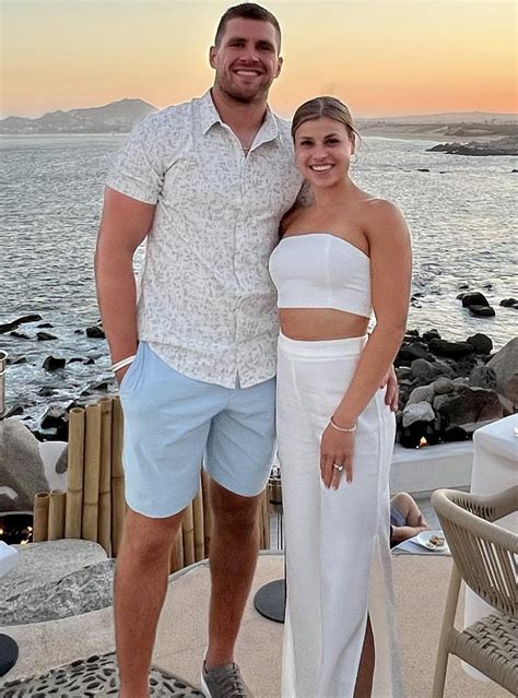 La Esposa De TJ Watt Dani Elogia A La Estrella De Los Steelers Por