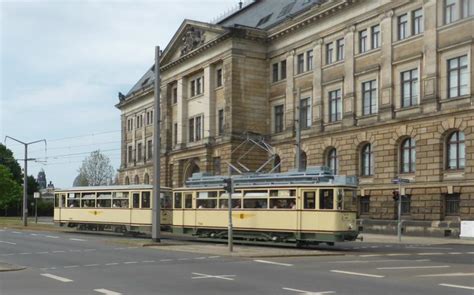 Dresden Jahre Stra Enbahnmuseum Jahre Tatra Wagen In Dresden