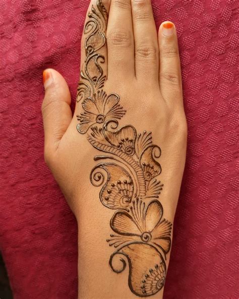 Pin By Arunachalam On Peacocks Best Mehndi Designs Mehndi Designs