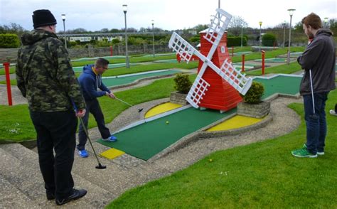 The Ham And Egger Files National Miniature Golf Day Tournament