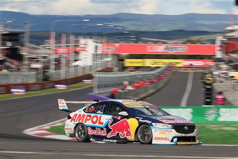 Bathurst 1000 Van Gisbergen Tander Take Final Holden Win