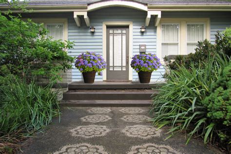 Driveway Art Co. Power Wash Stencils — Improve Your Curb Appeal for Under $50 | Apartment Therapy