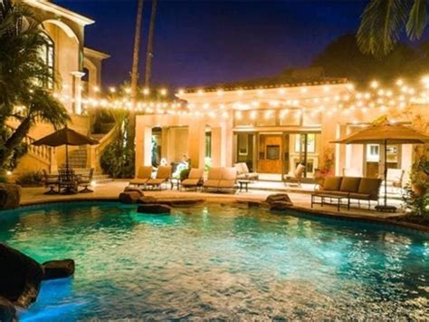 15 California Pool Homes Perfect For Diving Into Summer Fun | Walnut ...