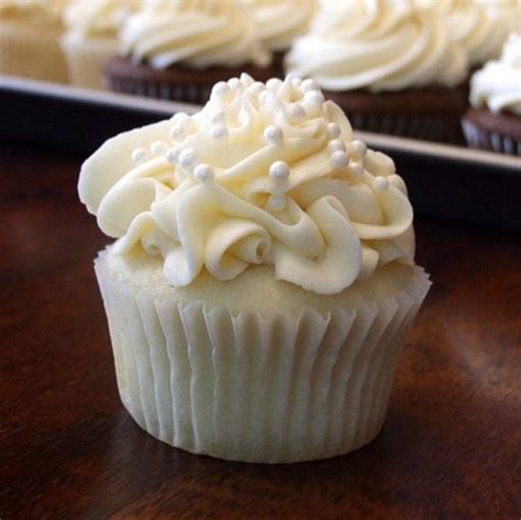 White Wedding Cake Cupcakes - Recipe Girl