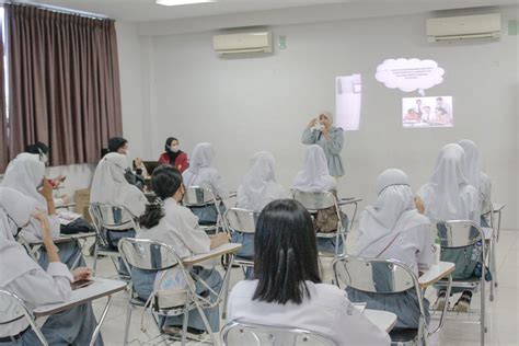 Kunjungan Smk Karya Guna Bhakti 2 Tri Bhakti Business School