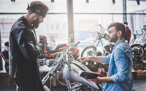 lamotoclassic Comment choisir une assurance 2 roues adaptée à sa