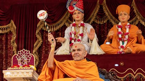 May Hh Mahant Swami Maharaj S Vicharan London Uk