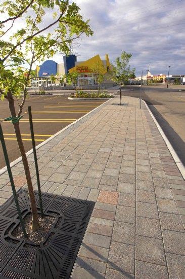 Unilock Retail Plaza Pedestrian Walkway Featuring Series 3000 In 2024