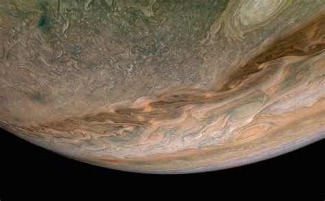 La Sonde Spatiale Juno De La NASA Capture Une Superbe Image Des Nuages