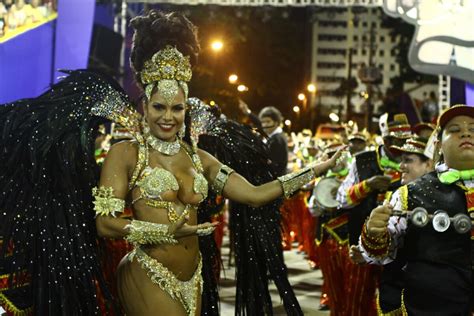 Foto Ra Ssa Machado Foi Eleita Rainha De Bateria Da Escola De Samba