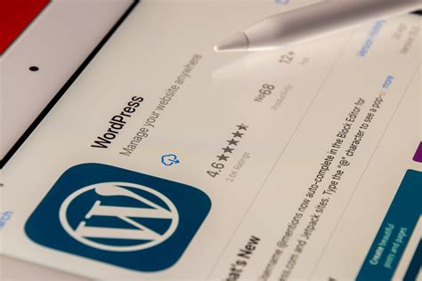 Why WordPress is The Best CMS. - Logo Dynamo