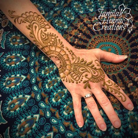 Half Mandala Henna | Henna, Natural henna, Simple henna