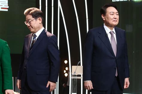 이재명·윤석열 오차범위 내 접전 관건은 중도층