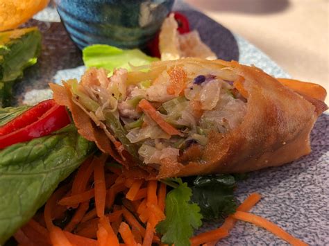 Review New Pork Belly Egg Rolls Shine At Lamplight Lounge For Lunar New Year 2020 Wdw News Today