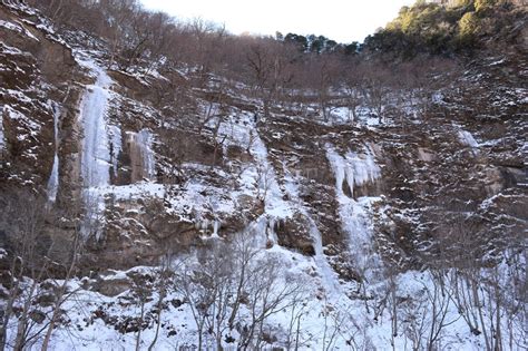 秩父市大滝・中津川渓谷の氷壁2 By Kuro8849 （id：5289411） 写真共有サイトphotohito