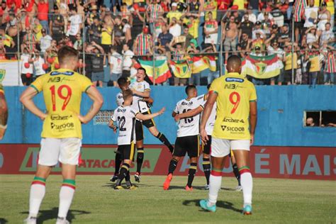 Criciúma vence o Brusque fora de casa e encaminha título do Campeonato