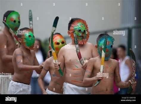 Tegucigalpa Honduras Julio 20 2016 Alumnos De Una Escuela Primaria