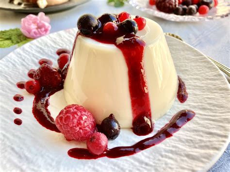 Panna Cotta Rezept Besonders Cremig Einfach Erdbeerschokola De