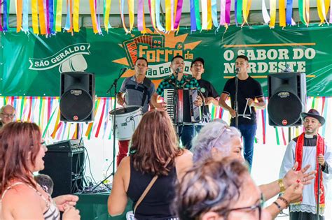 Forr Da S O Geraldo Recepciona Romeiros Da Festa De Nossa Senhora Das