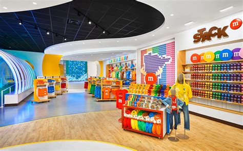 Massive M&M's candy and gift store now open at Mall of America