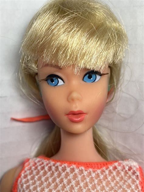 Twist N Turn Vintage Doll Barbie 1967 Mattel Sunkissed Blonde Hair