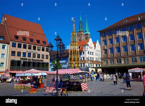 Schoener Brunnen Fountain Market Square And St Sebaldus Church