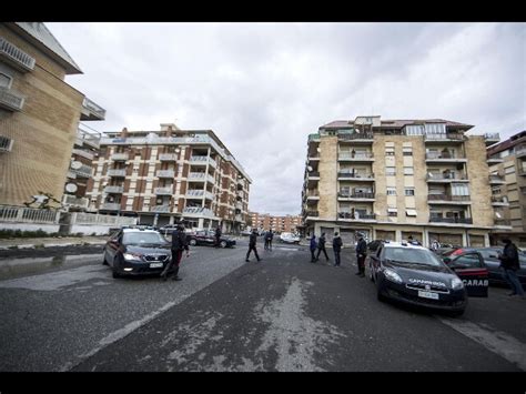 Trovato Cadavere In Spiaggia A Ostia La Sicilia