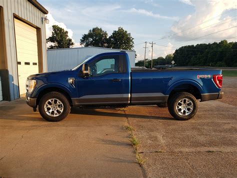 Atlas Blue Ford F150