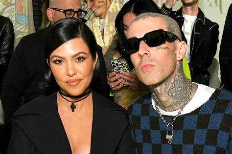 Kourtney Kardashian Y Travis Barker Habr An Dado La Bienvenida A Su