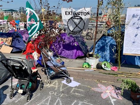 Emergencia Clim Tica Protesta De Extinction Rebellion En Londres