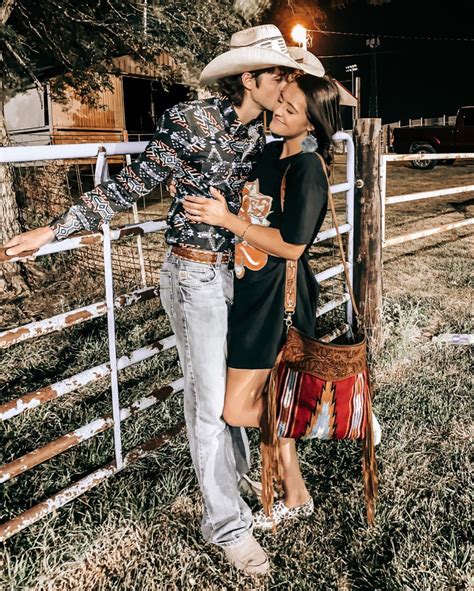 Rodeo Couple Cute Country Couples Western Style Outfits Rodeo Couples