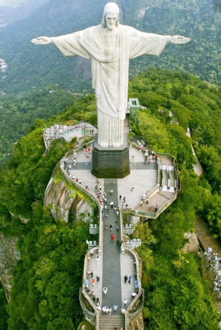 Christ The Redeemer - Brazilian Portuguese in a Snap