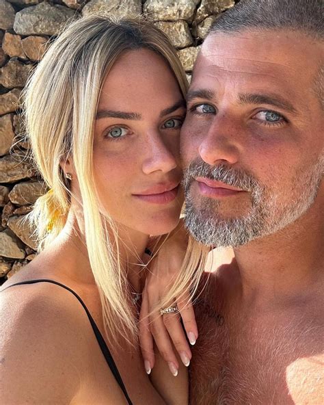 Bruno Gagliasso faz anúncio no casamento Giovanna Ewbank após 14