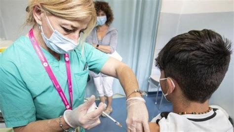 Covid Da Luned Via Alle Prenotazioni Dei Vaccini Per La Fascia