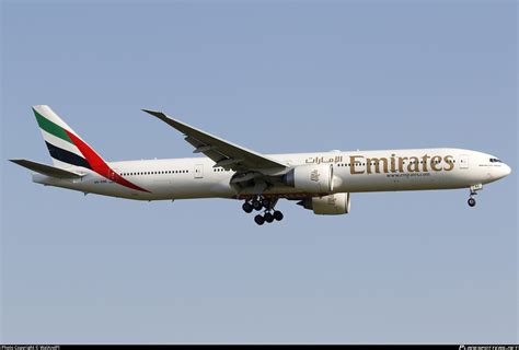 A Ene Emirates Boeing Her Photo By Walandpl Id