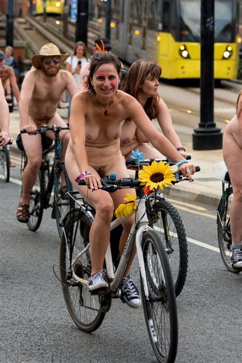 M Dchen Der Manchester Wnbr World Naked Bike Ride Porno Bilder Sex Fotos Xxx Bilder