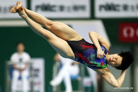 Chinese Divers Lift 3 Springboard Titles Cn